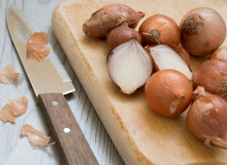 knife, onions, chopping board